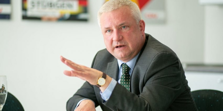 Knut Abraham: Mungesa e perspektivës realiste nga BE-ja i jep Rusisë hapësirë për destabilizim të Ballkanit