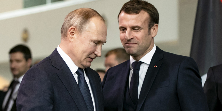 Vladimir Putin dhe Emmanuel Macron
