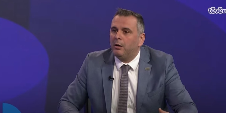 Bajqinovci për arrestimin e 48 policëve: Dikush duhet të japë përgjegjësi