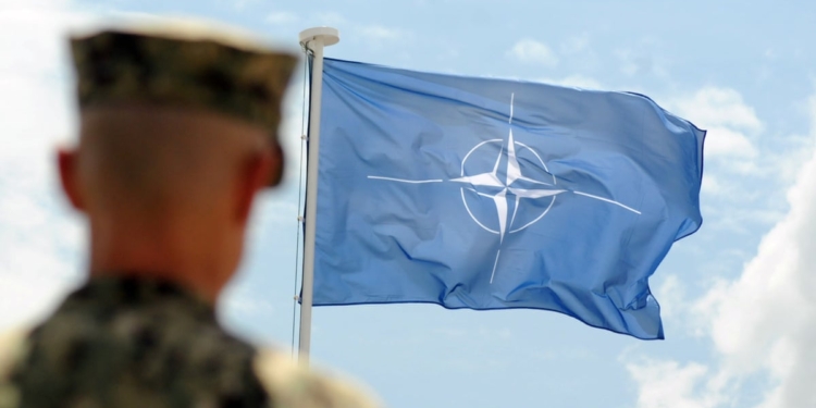 NATO NUK PLANIFIKON TË RRISË PREZENCËN USHTARAKE NË KOSOVË