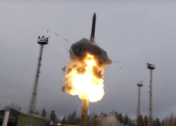 Ushtria ruse publikoi pamjet e sulmit të parë me raketë hipersonike