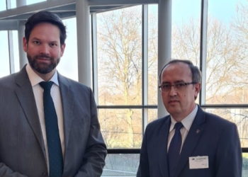 Hoti takohet me Mandl: Biseduam për intensifikimin e bashkëpunimit të partive të qendrës së djathtë