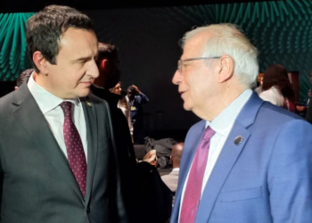 Kurti takohet me Borrellin në Turqi, i kërkon më shumë vëmendje ndaj Ballkanit Perëndimor
