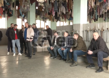 Minatorët e Trepçës grevojnë