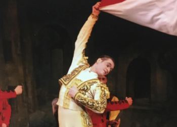 Balerini i njohur ukrainas vdes pas plagëve të marra nga një bombë ruse