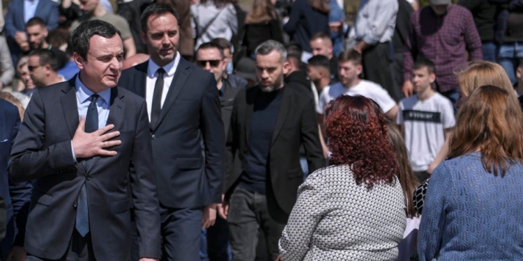 Kurti: Nderuam sot kujtimin e qindra shqiptarëve, të vrarë brenda një dite