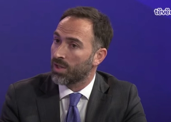 Stavileci: Kurti shkoi në vizitë në institutin e bashkëshortes së tij