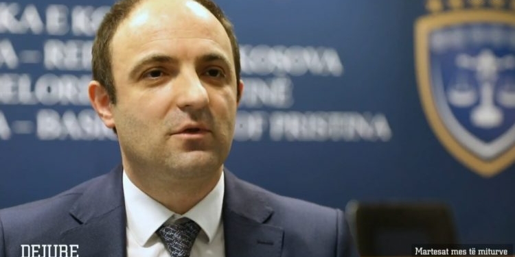 Gjykatësi Isufi për martesat e hershme: Vendimet bëhen të vështira kur ka fëmijë të lindur në mes