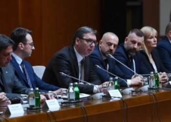 Vuçiq takohet me zyrtarë të Listës Serbe pas takimit të Këshillit të Sigurisë Kombëtare