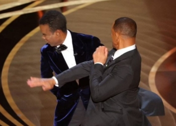​Will Smith godet me shuplakë prezantuesin në mes të skenës së Oscars