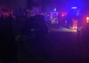 Shpërthen zjarri në një lagje të Prishtinës