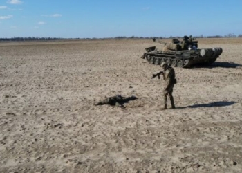 Ushtari rus dorëzon tankun për Ukrainën, do të shpërblehet me 10 mijë dollarë