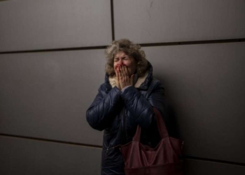 Rusët po përdorin dhunë tek banorët, tha një qytetar  në Kherson të Ukrainës