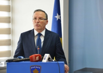 Vdes nëna e Bedri Hamzës