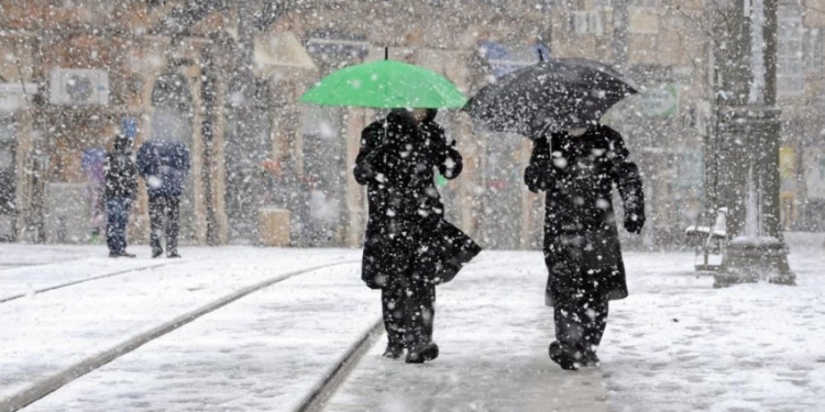 Mot me shi e reshje bore