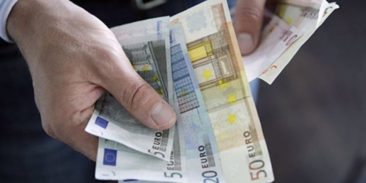 Deri në fund të muajit, propozimi final për pagën minimale