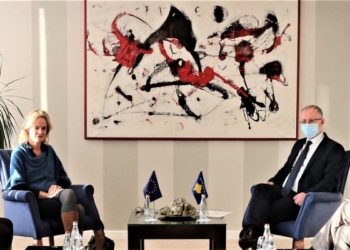 Cramon rikonfirmon përkushtimin e saj për heqjen e vizave për qytetarët e Kosovës