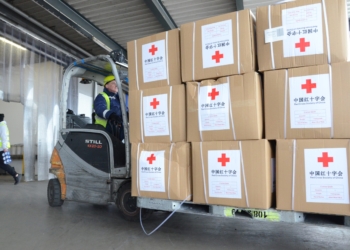 Kina jep 1.57 milionë dollarë të tjera ndihmë humanitare për Ukrainën