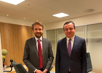 Kurti fton ministrin norvegjez për më shumë investime për energji të ripërtëritshme në Kosovë