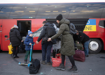 Rreth 100 mijë njerëz janë evakuuar nga Ukraina përmes korridoreve humanitare në dy ditët e fundit