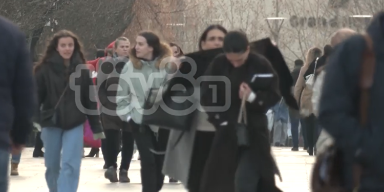 VETËM 16% E GRAVE NË KOSOVË KANË TRASHËGUAR PRONËN