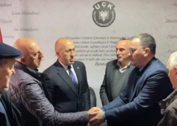Haradinaj pajton familjet Ademaj dhe Kadrijaj nga Peja