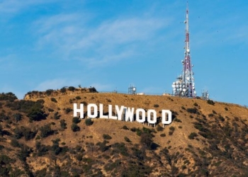 Aktori i i Hollywoodit dhuron 10 milionë dollarë për ushtrinë ukrainase