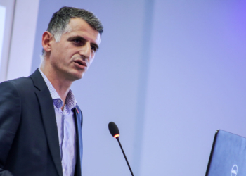 Qeveria ul për 50 përqind çmimin e biletave për studentë, pensionistë e invalidë të luftës