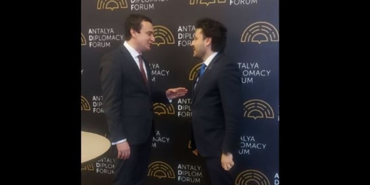 Kurti e Abazoviq takohen në Turqi