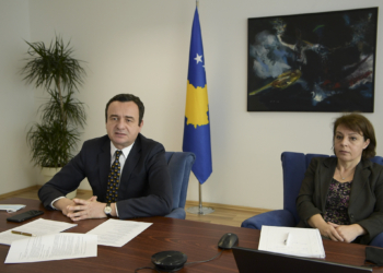 Gërvalla reagon pas raportimeve se i është kërkuar dorëheqja nga Kurti