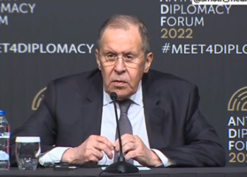 Lavrov flet për bombardimin e një materniteti dhe spitalit të fëmijëve