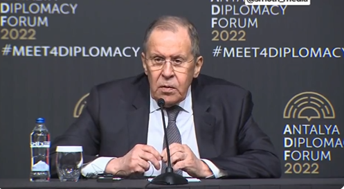 Lavrov flet për bombardimin e një materniteti dhe spitalit të fëmijëve