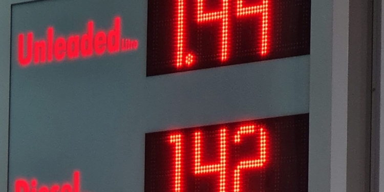 Sonte pritet rritje e çmimit të derivateve në Kosovë deri në 2 euro