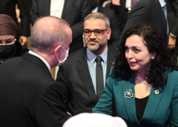 Osmani takohet me Erdoganin në Forumin Diplomatik të Antalias