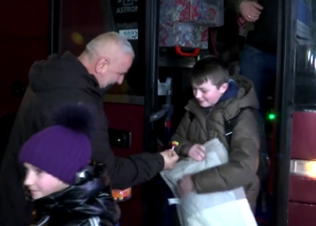 Shumë refugjatë ukrainas arrijnë në Greqi