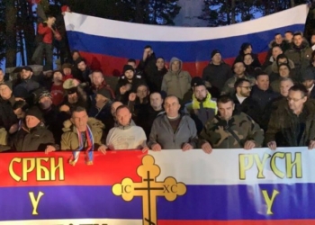Serbët në Mal të Zi marshojnë në mbështetje të Putin