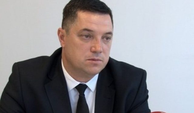 Transportuesit i japin 72 orë ultimatum qeverisë ose do të ketë protesta për vendimin e uljes së çmimit të biletave