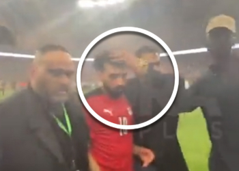 Salah tejet i nervozuar, kështu u mbrojt nga sigurimi gjatë futjes në zhveshtore