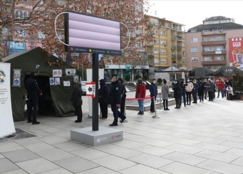 Mbi 800 raste aktive me Covid-19 në vend