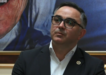 Tahiri: Qeveria në vend se të merret me vendimin për ligjin e pagave, ata po i rrisin çmimet