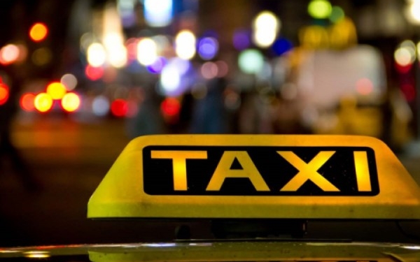 Shtrenjtohen çmimet e auto-taksive në Prishtinë
