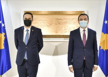 Abdixhiku akuzon Kurtin për kapje të bordeve, i quan sërish qeveri praktikantash