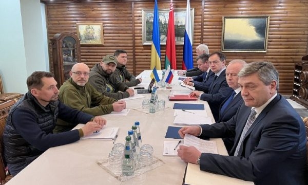 Rusët paralajmërojnë rund të katërt negociatash me Ukrainën