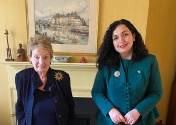 Osmani: Albright ishte zë dhe krah i Kosovës deri në frymën e fundit