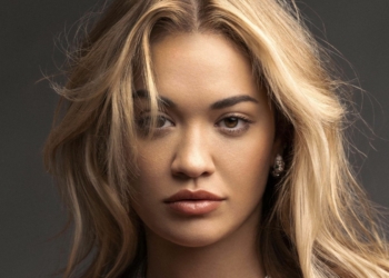 Rita Ora në ballinën e revistës “Harper’s Bazaar Australia”