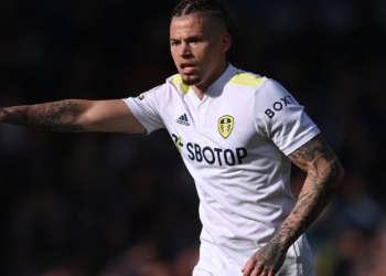 Manchester United po punon për të nënshkruar një mesfushor