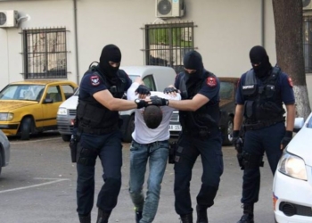 Aksioni i policisë, mbi 20 persona të arrestuar për drogë në Korçë