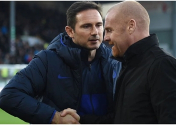 Klubi shkarkon pas 10-vitesh trajnerin, skuadra rrezikon të zbresë në Championship