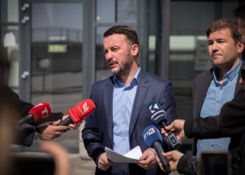 Molliqaj dorëzon kallëzim penal ndaj Kurtit: Mashtroi Komisionin verifikues të veteranëve