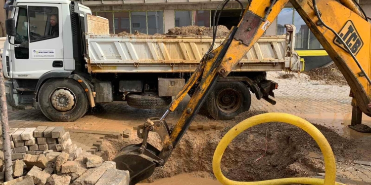 KRU Prishtina nis rehabilitimin e gropave në disa zona të kryeqytetit